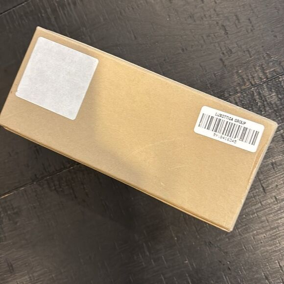 Authentic Burberry Case Cardboard Storage Box Beige 3" x 7" x 2" Sunglasses Box - Picture 3 of 8